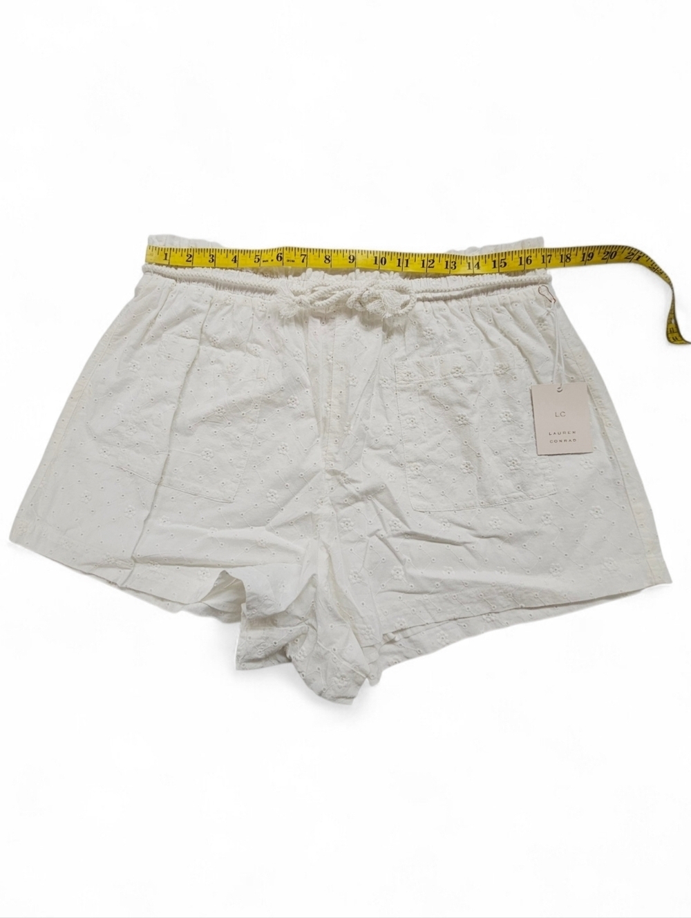Lauren Conrad White Cotton Eyelet Shorts Belted Waist XL NWT - Picture 11 of 13